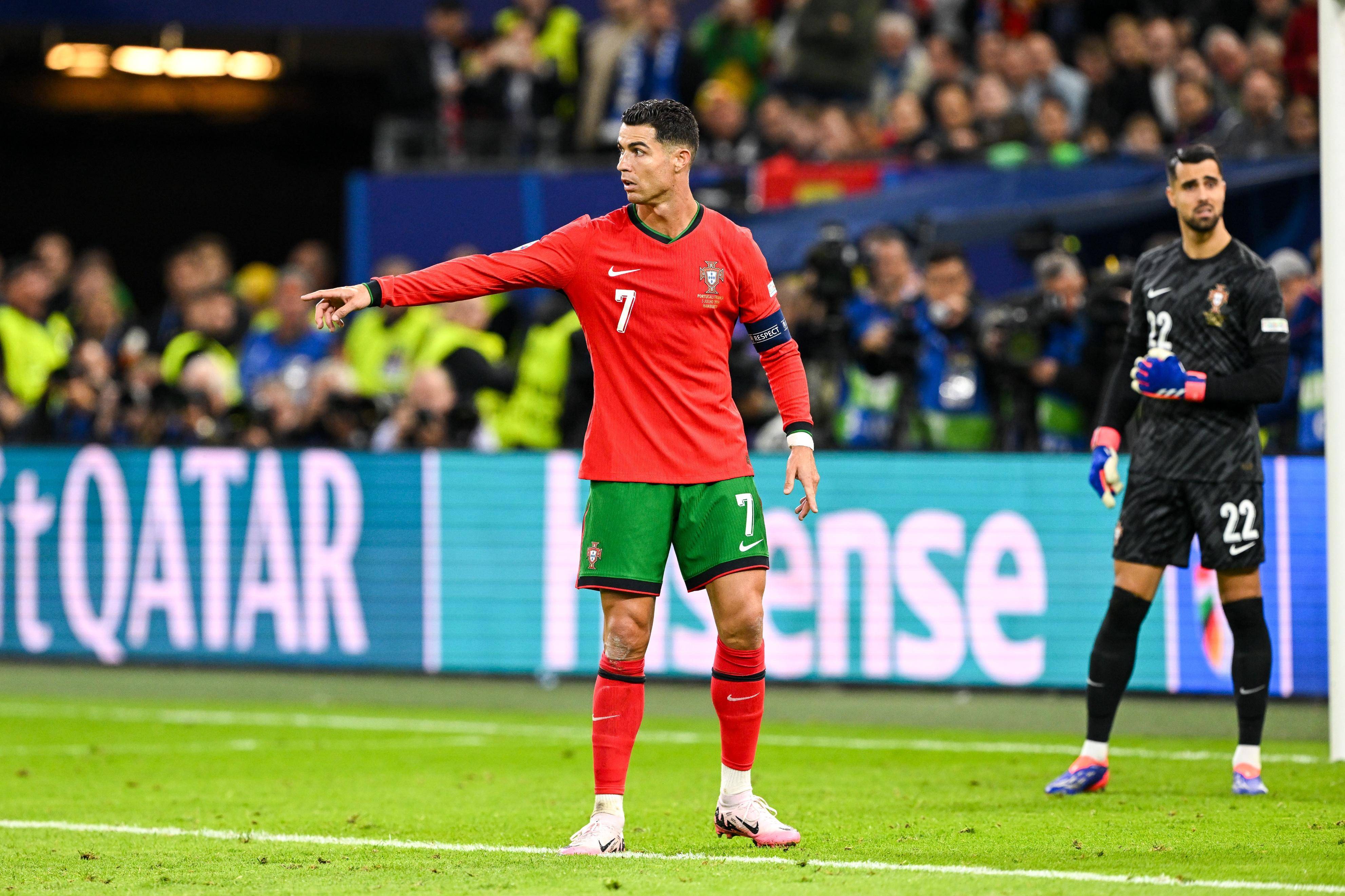 YIHAO-C罗连续二十场比赛得分超过绝杀，DWG挑战极限！的简单介绍