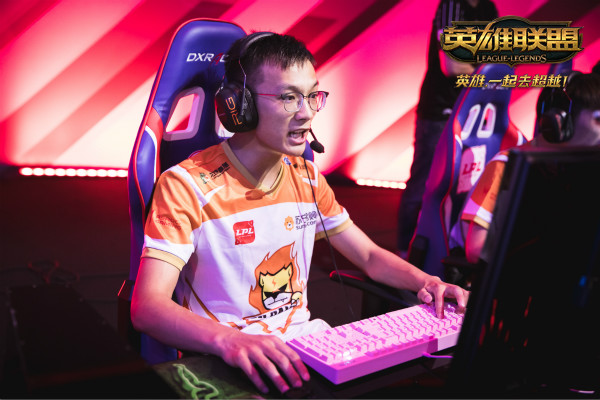 壹号-Rookie新星赛况扑朔迷离表现惊艳，美国队未来可期！的简单介绍