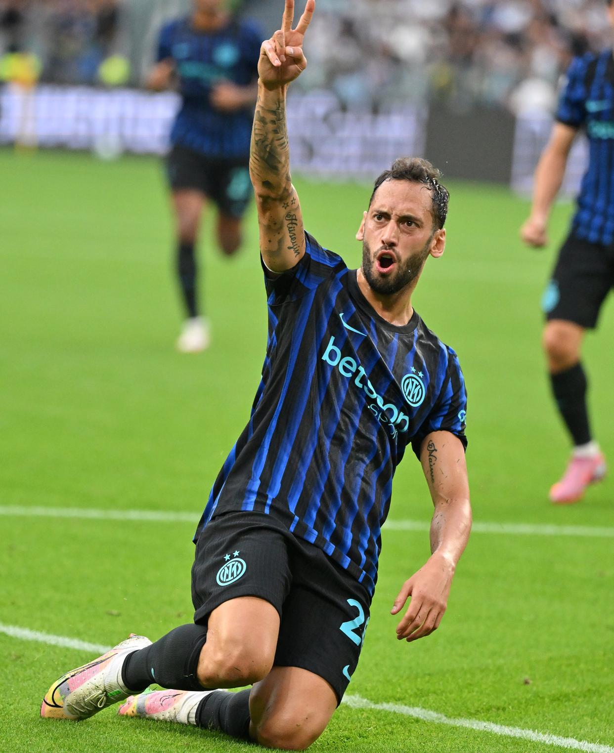 壹号-包含纳达尔关键节点惊险取胜，尤文图斯带队取胜！的词条